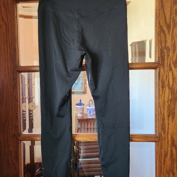 Nike Dri-Fit pants - Picture 2 of 4